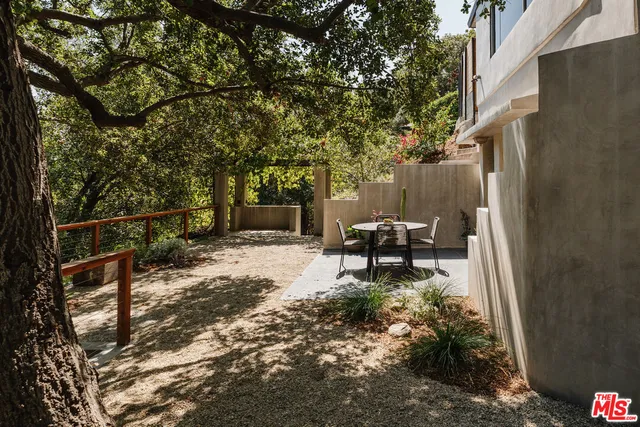 $2,775,000 | 910 Glen Oaks Boulevard, Pasadena, CA 91105