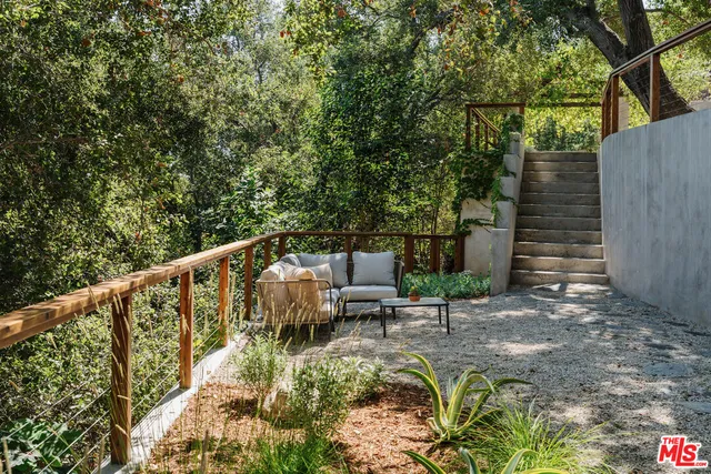 $2,775,000 | 910 Glen Oaks Boulevard, Pasadena, CA 91105