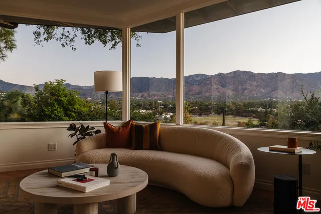 $2,775,000 | 910 Glen Oaks Boulevard, Pasadena, CA 91105