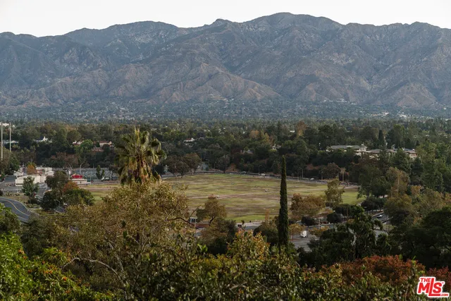 $2,775,000 | 910 Glen Oaks Boulevard, Pasadena, CA 91105