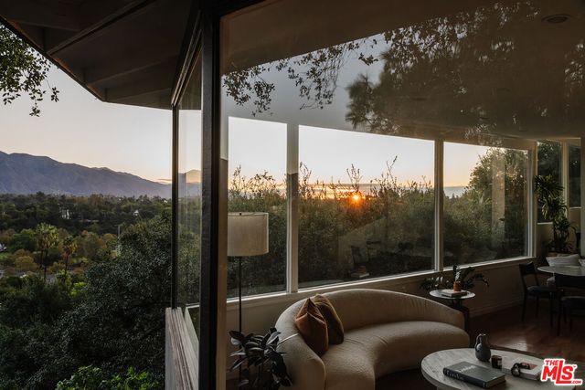 $2,775,000 | 910 Glen Oaks Boulevard, Pasadena, CA 91105