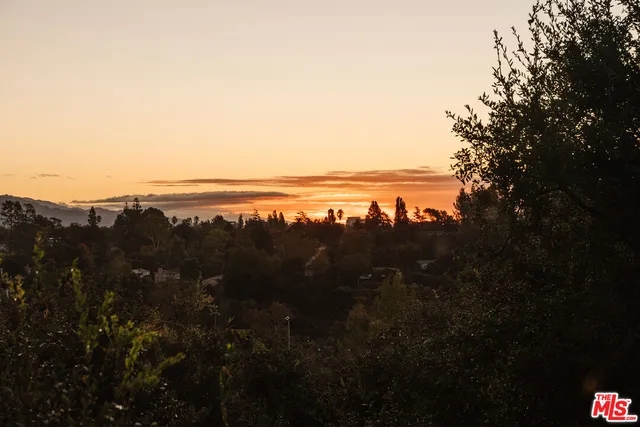 $2,775,000 | 910 Glen Oaks Boulevard, Pasadena, CA 91105