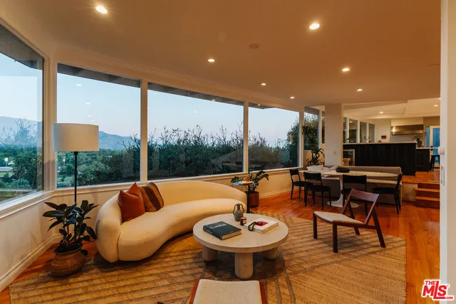 $2,775,000 | 910 Glen Oaks Boulevard, Pasadena, CA 91105