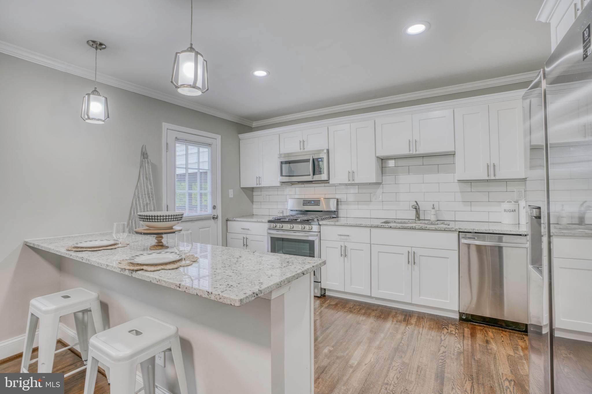 5621 Arnhem Road Baltimore, MD 21206 - Photo 17 of 62 Kitchen