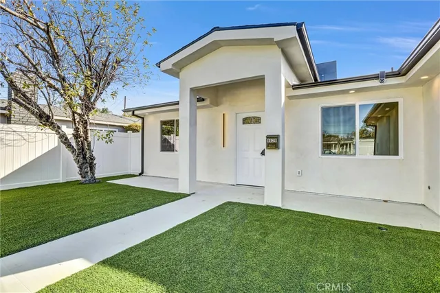 $1,795,000 | 8626 Lubao Avenue, Winnetka, CA 91306