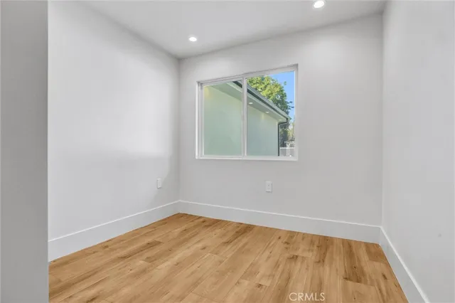 an empty room with window