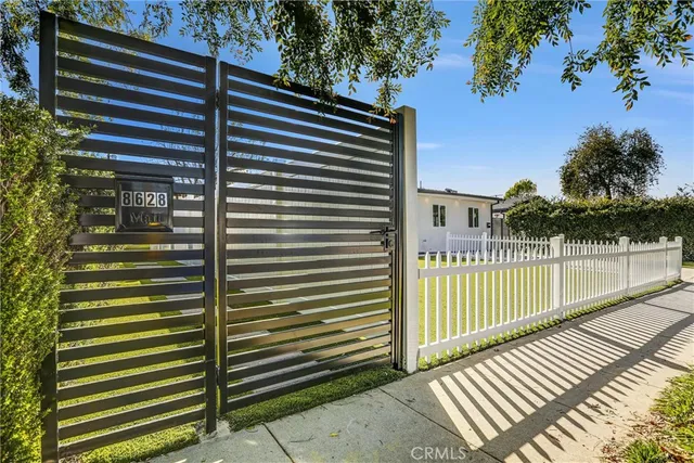 $1,795,000 | 8626 Lubao Avenue, Winnetka, CA 91306