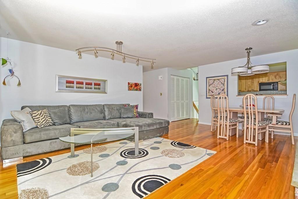 103 Brook Road Sharon, MA 02067 - Photo 3 of 16 Gallery Image 3