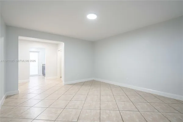 $1,500 | 7311 Byron Avenue, Unit 3, Miami Beach, FL 33141