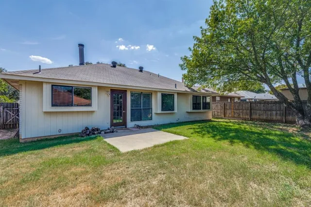 $270,000 | 2600 Echo Point Drive, Fort Worth, TX 76123