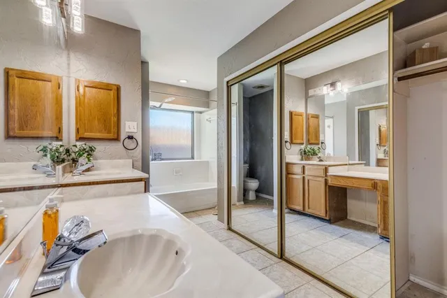 $270,000 | 2600 Echo Point Drive, Fort Worth, TX 76123