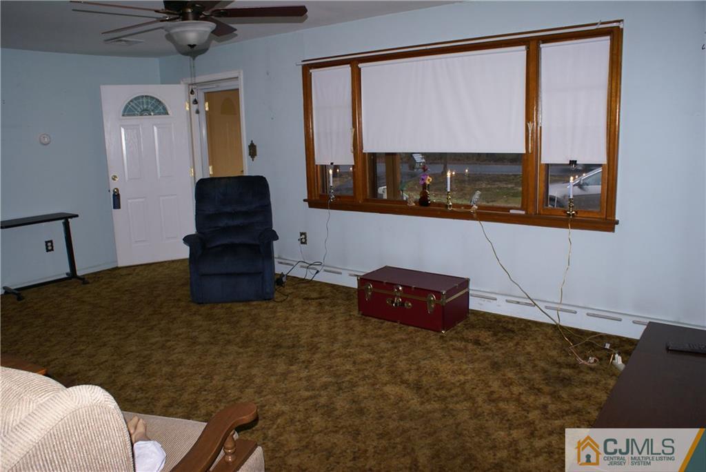 387 Pleasant Valley Road Old Bridge, NJ 08857 - Photo 3 of 10 Gallery Image 3