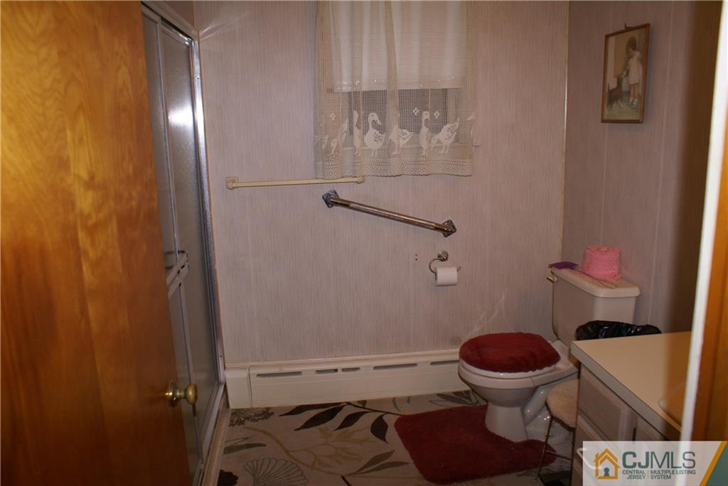 387 Pleasant Valley Road Old Bridge, NJ 08857 - Photo 8 of 10 Gallery Image 8