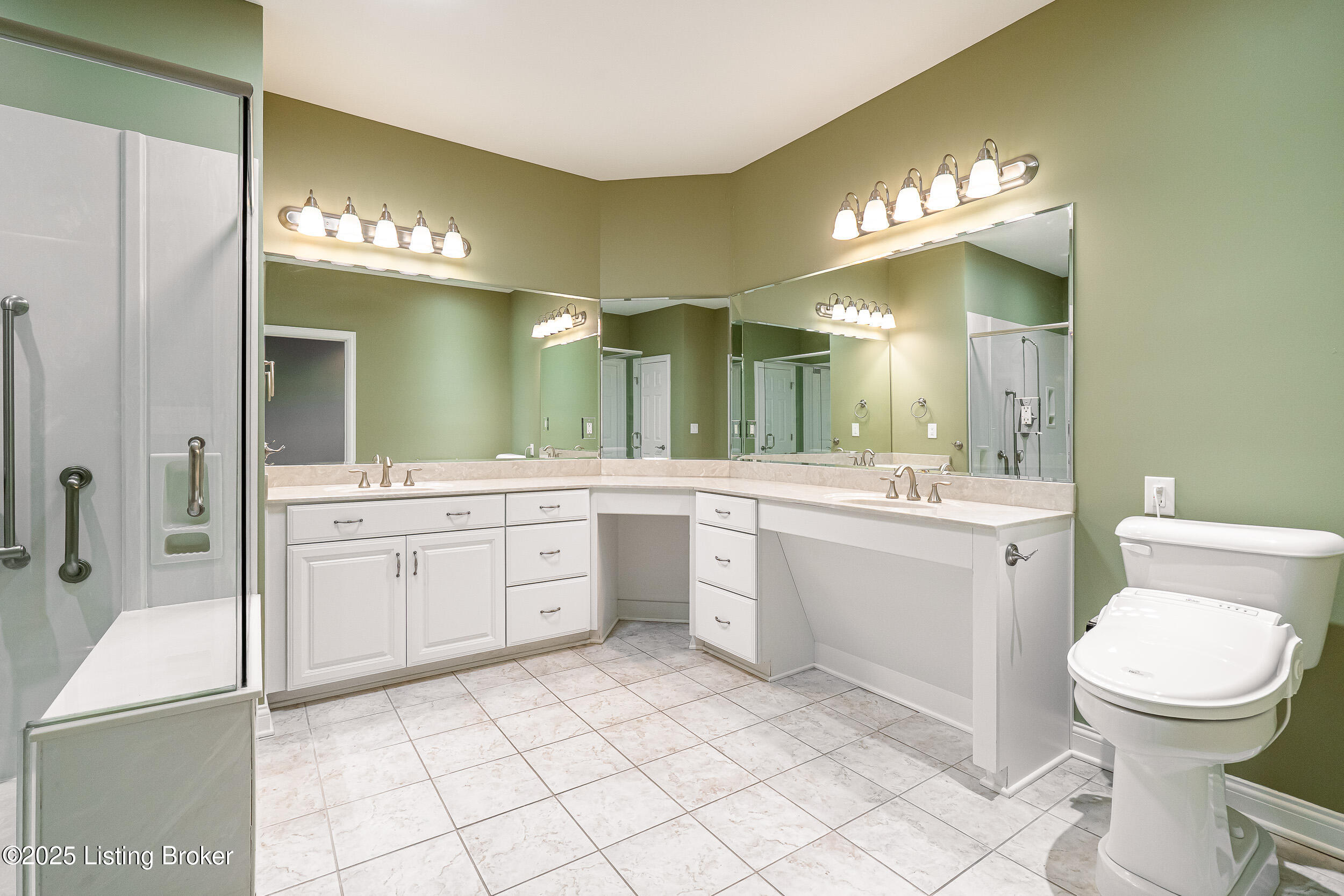 10611 Riva Road Louisville, KY 40223 - Photo 24 of 42 10611 Riva Road-50