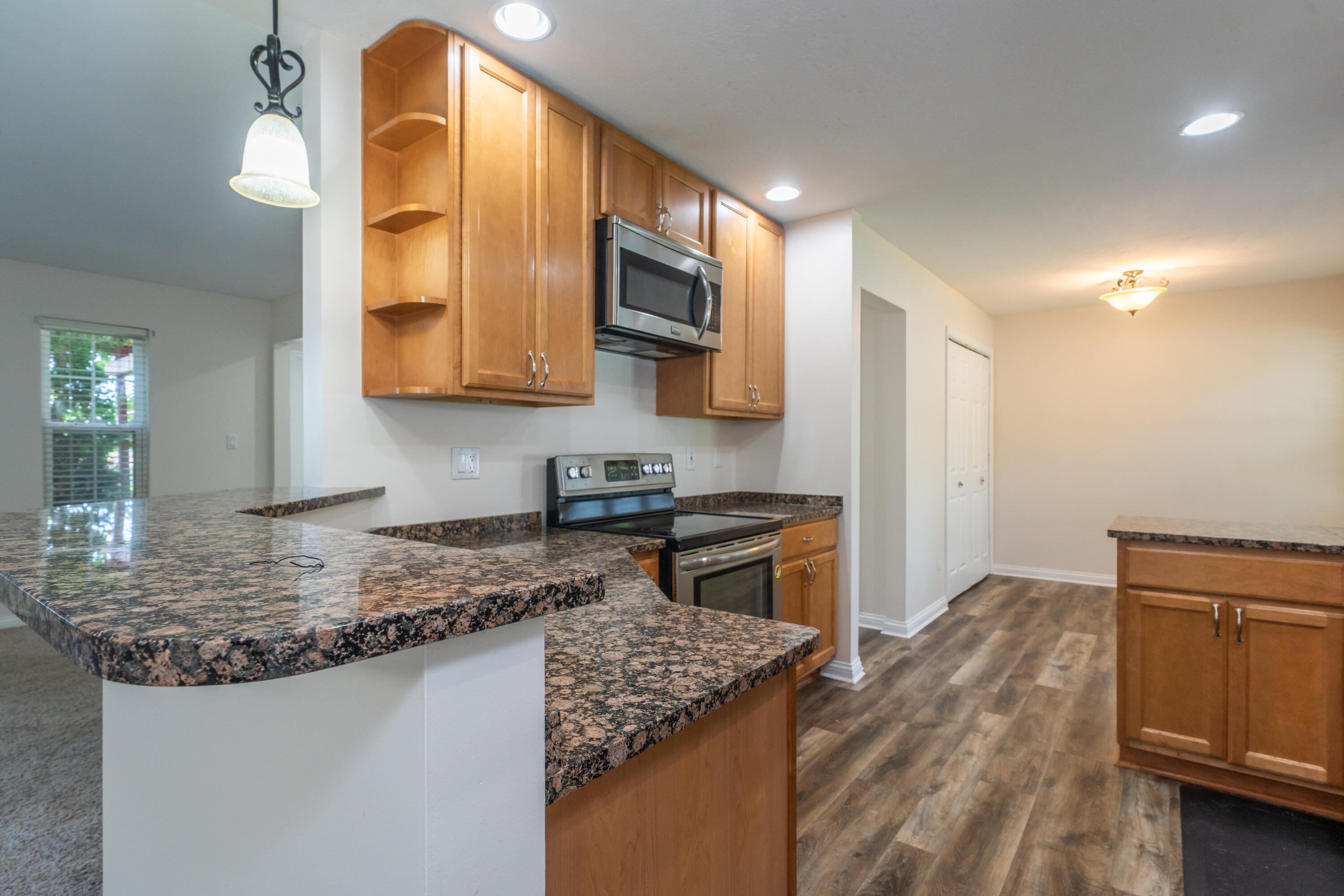 3415 Shakertown Road Beavercreek, OH 45430 - Photo 14 of 80 13