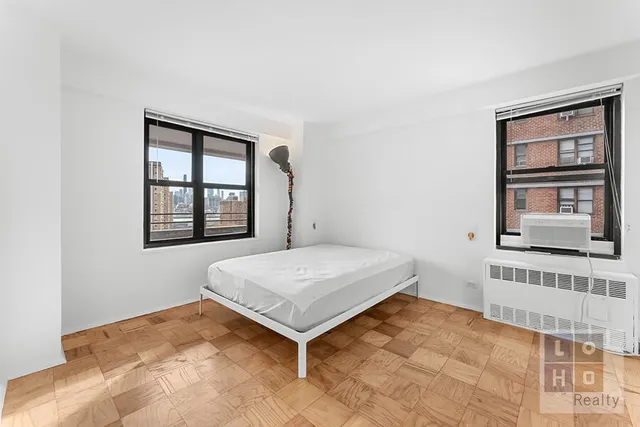$759,000 | 266 East Broadway, Unit B1208 | Lower East Side