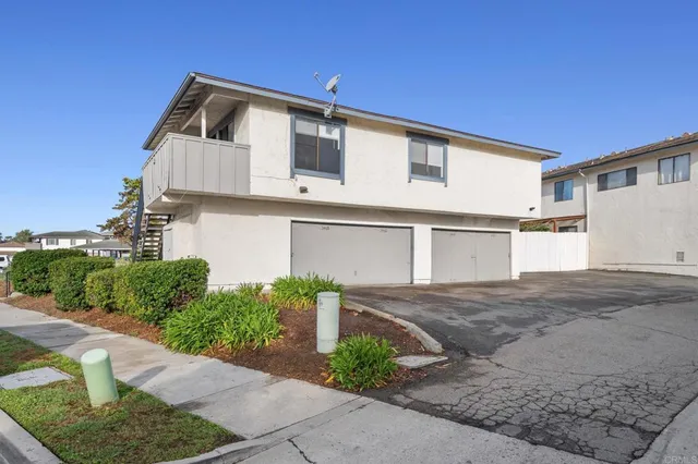 $479,000 | 3468 Los Mochis Way, Oceanside, CA 92056