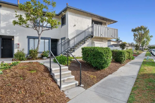 $479,000 | 3468 Los Mochis Way, Oceanside, CA 92056