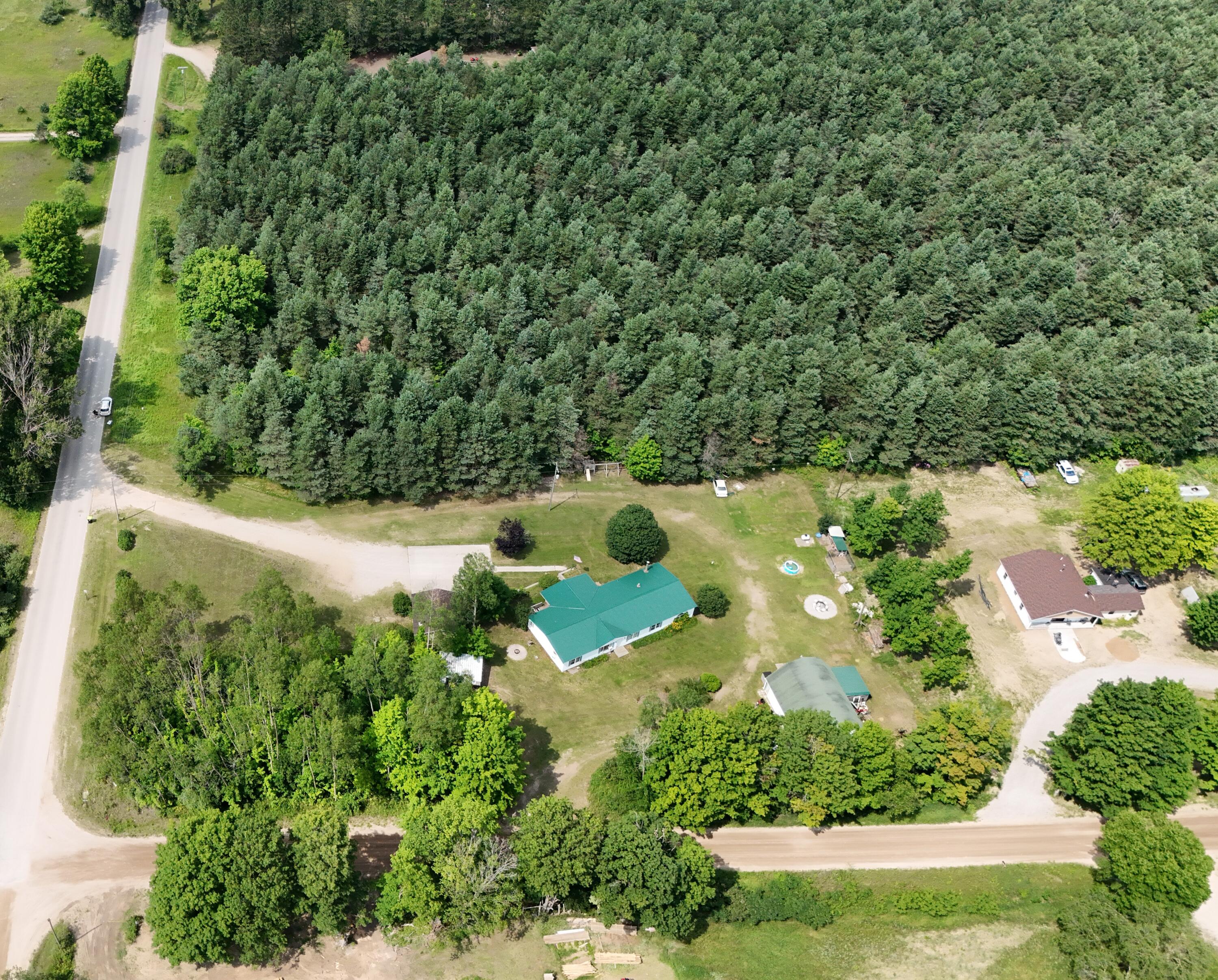 6414 West 18 Road Mesick, MI 49668 - Photo 3 of 53 6416 W 18 Rd