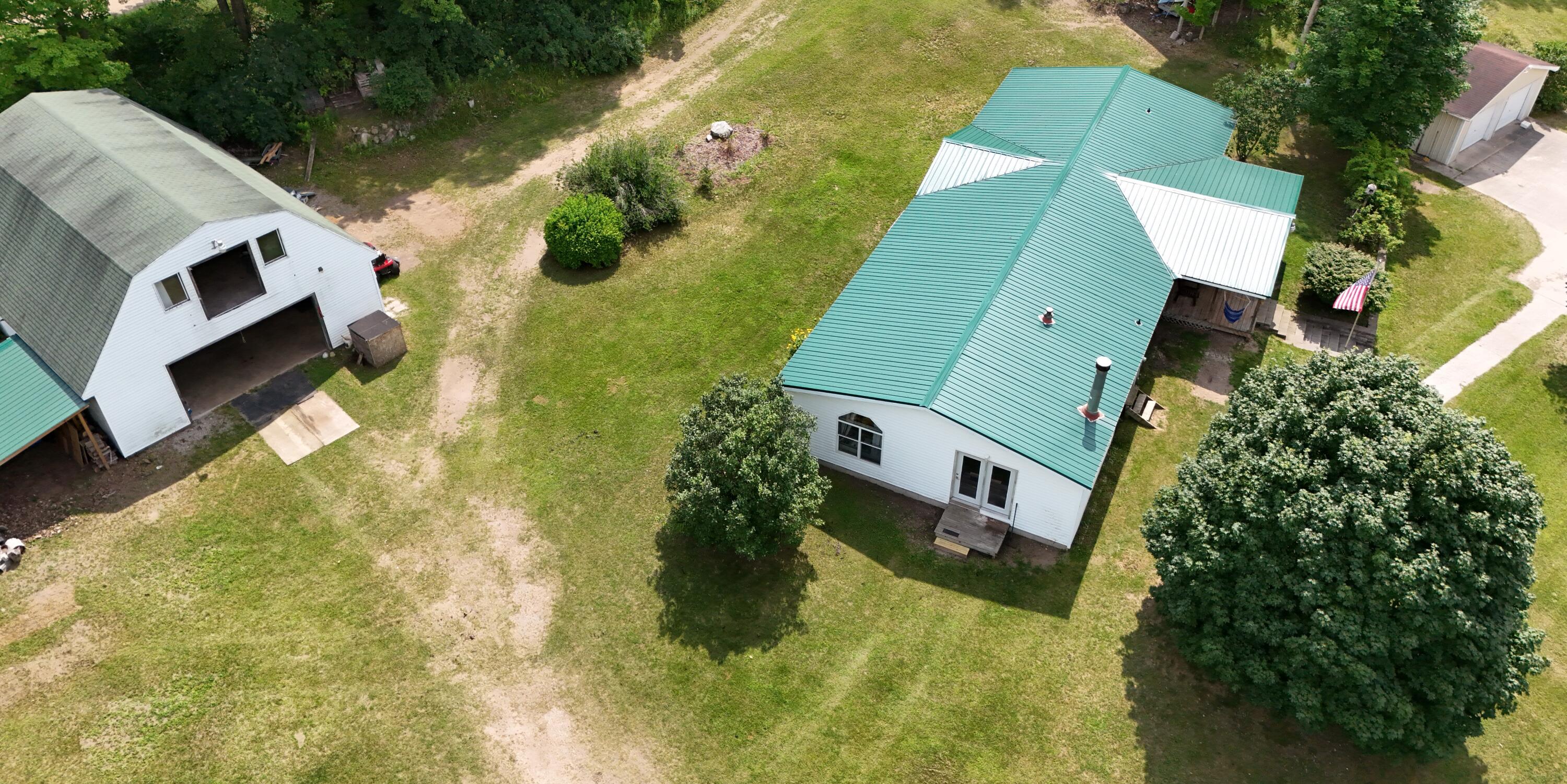 6414 West 18 Road Mesick, MI 49668 - Photo 41 of 53 6416 W 18 Rd