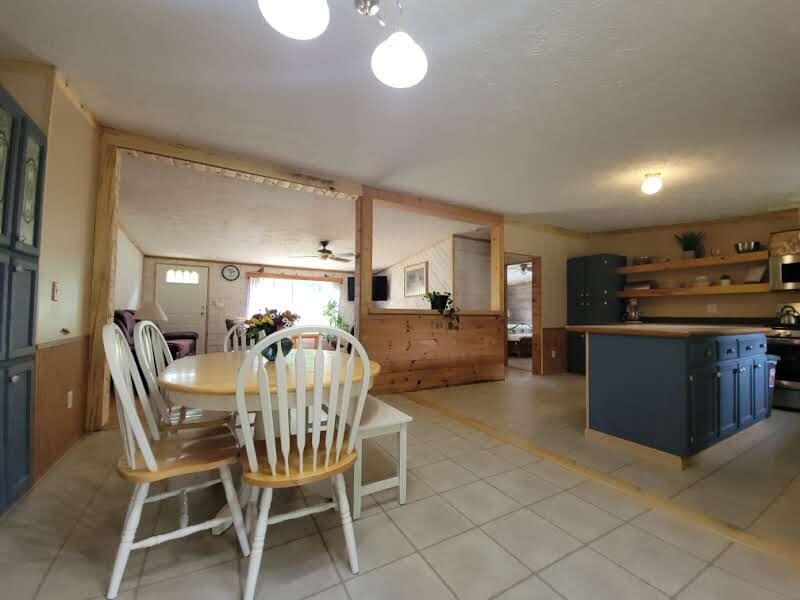 6414 West 18 Road Mesick, MI 49668 - Photo 10 of 53 Entertainers paradise