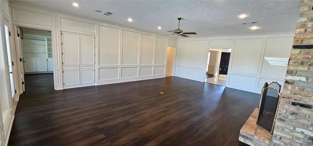 $385,000 | 6180 Sheridan Oaks Drive, Beaumont, TX 77706