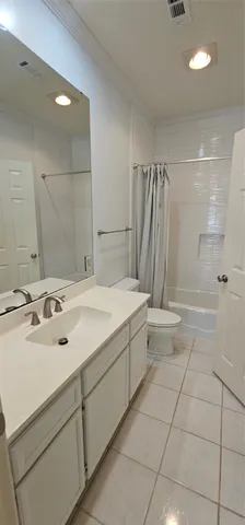 $385,000 | 6180 Sheridan Oaks Drive, Beaumont, TX 77706