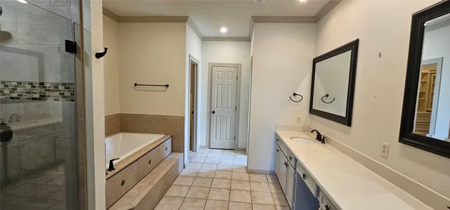 $385,000 | 6180 Sheridan Oaks Drive, Beaumont, TX 77706