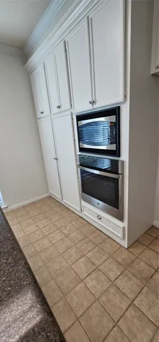 $385,000 | 6180 Sheridan Oaks Drive, Beaumont, TX 77706