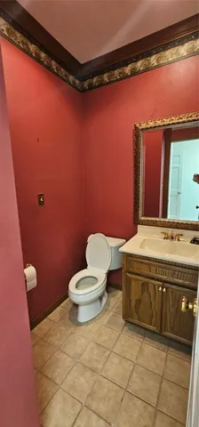 $385,000 | 6180 Sheridan Oaks Drive, Beaumont, TX 77706