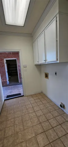 $385,000 | 6180 Sheridan Oaks Drive, Beaumont, TX 77706