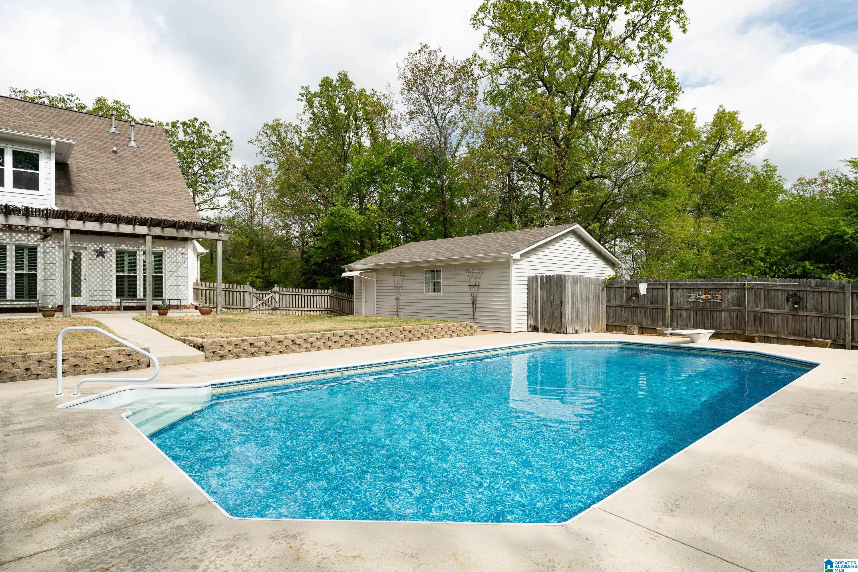 312 Chestnut Lane Alabaster, AL 35007 - Photo 2 of 35