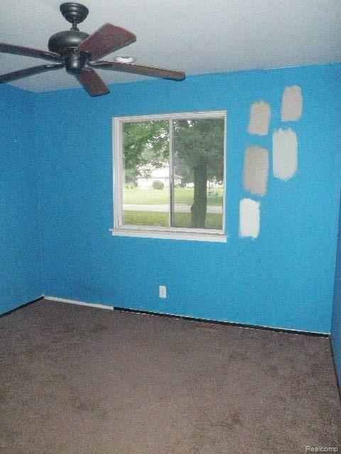 Bed1.jpg