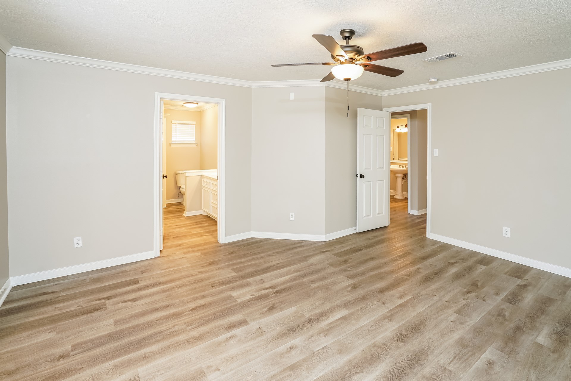 17311 Modbury Drive Spring, TX 77379 - Photo 9 of 16 Gallery Image 9