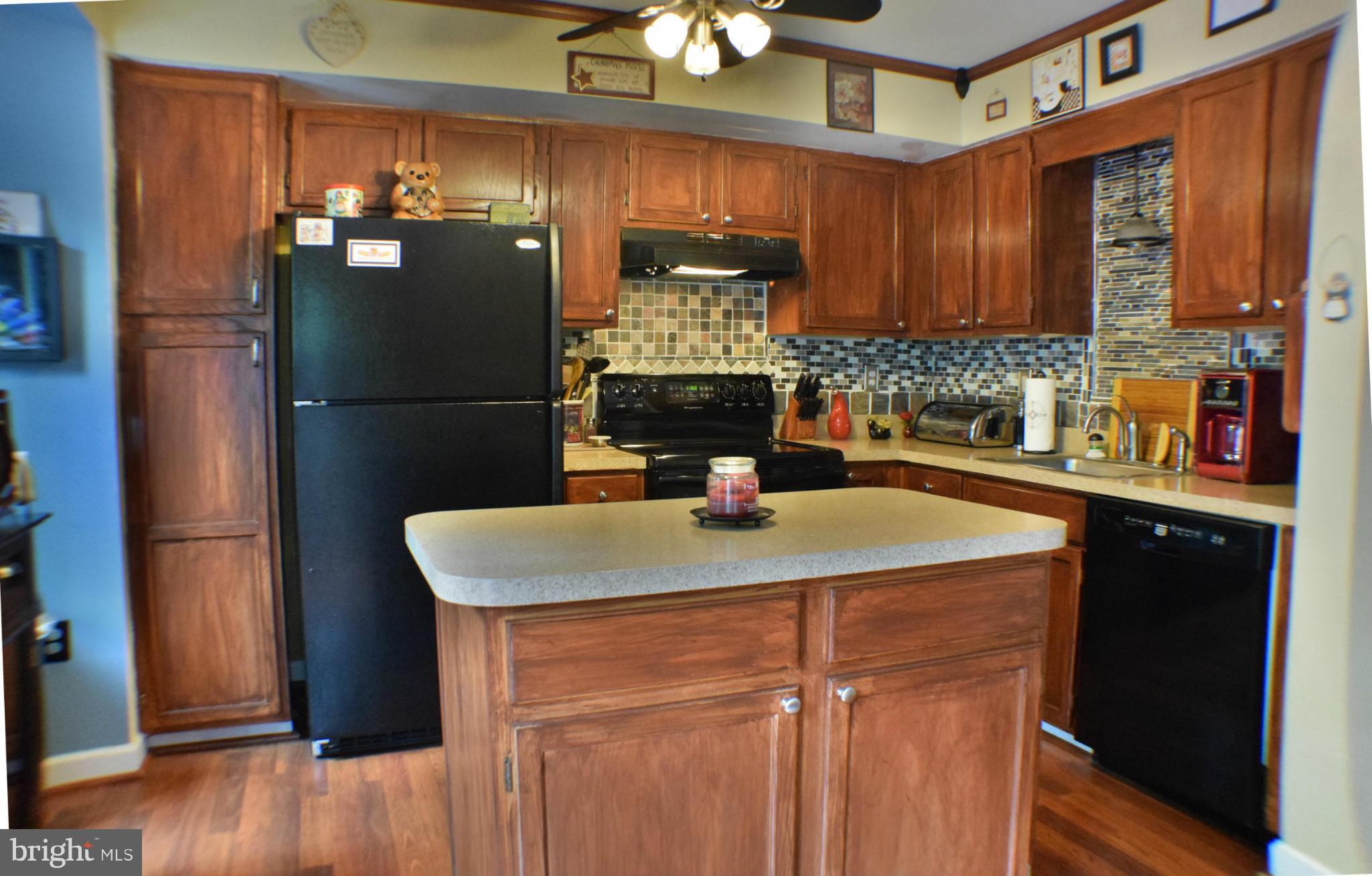 9273 Ridgefield Circle Frederick, MD 21701 - Photo 8 of 30 Kitchen
