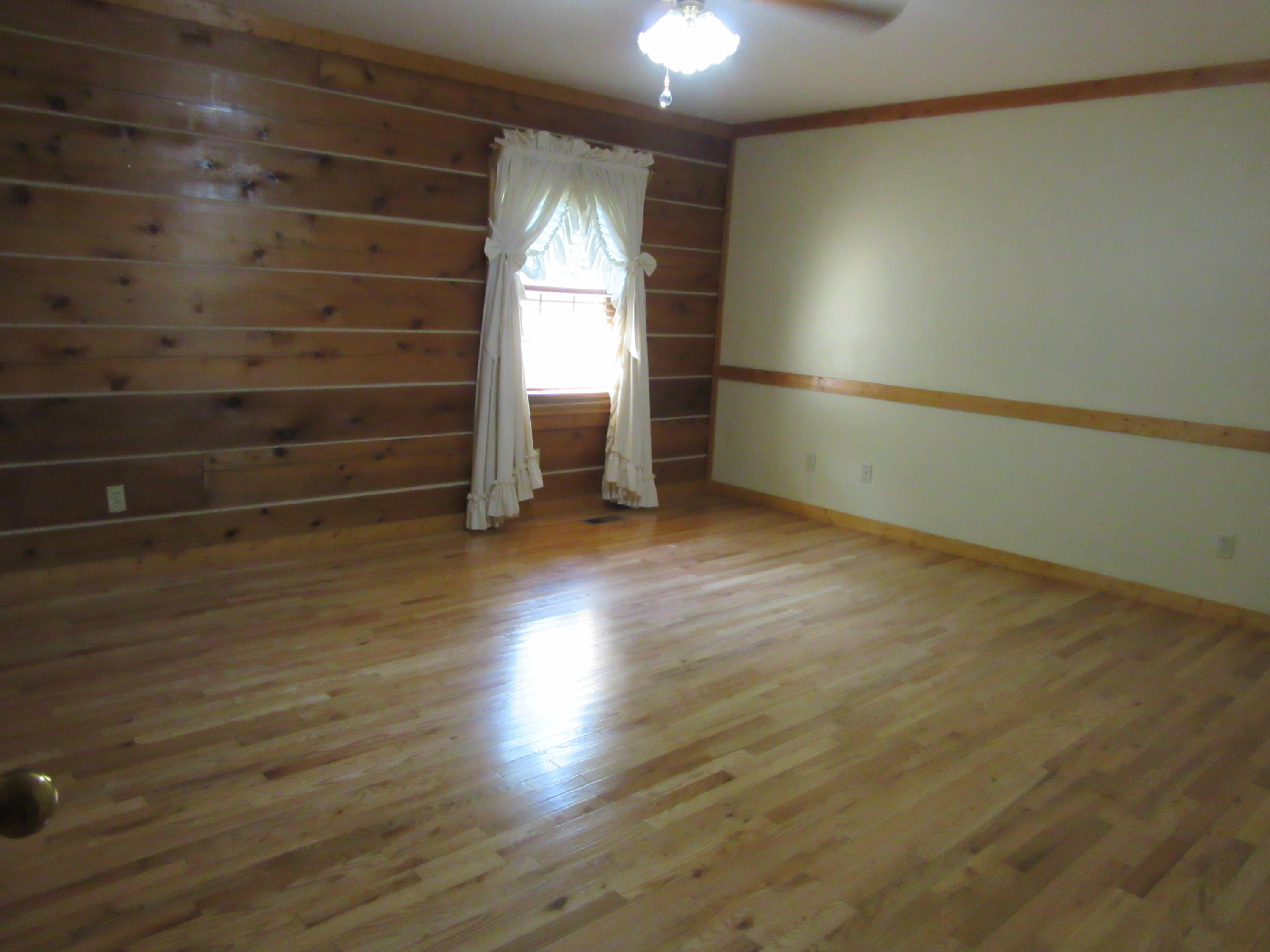 5341 Fort Sumter Road Knoxville, TN 37938 - Photo 24 of 28 Gleaming hardwoods...