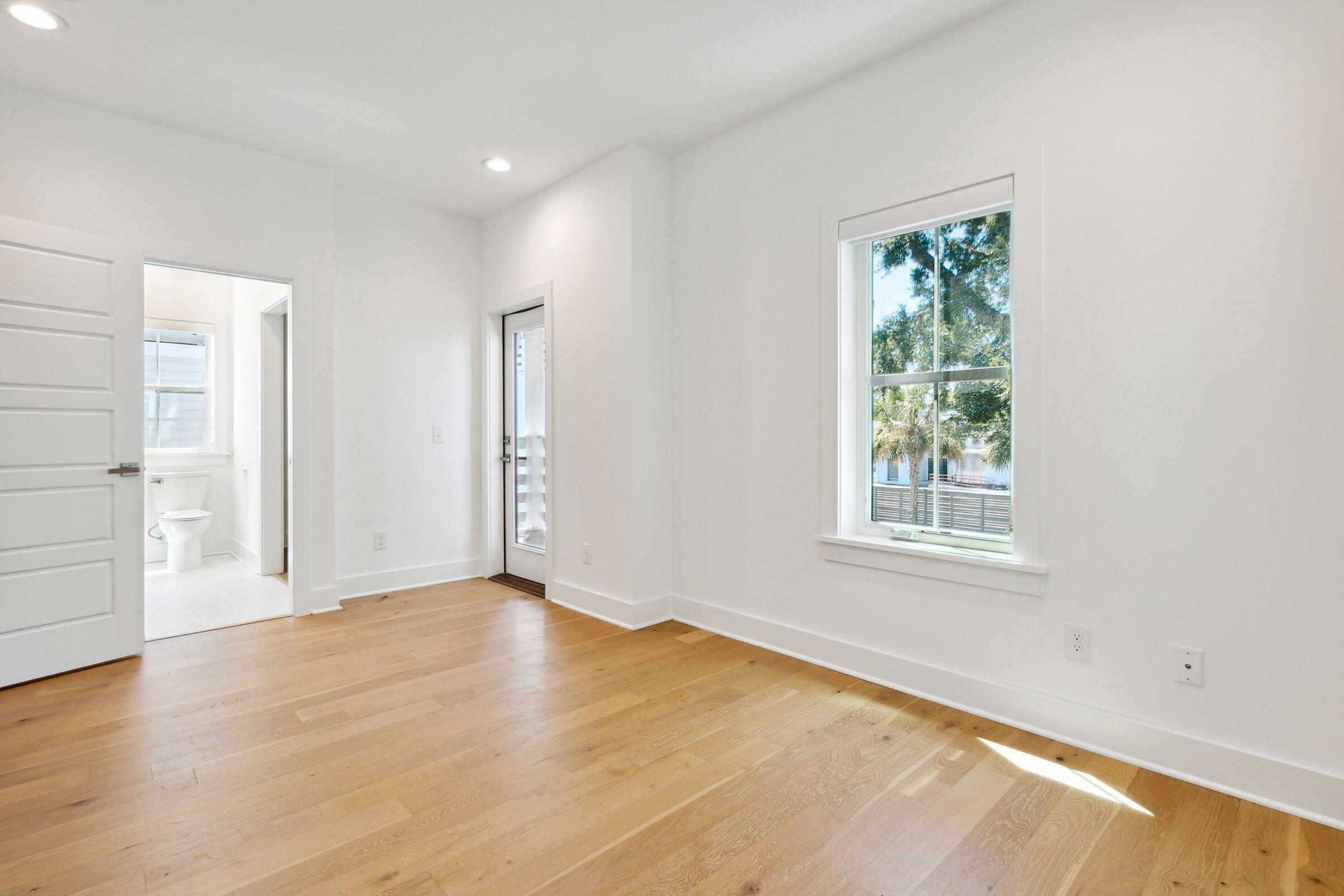 125 Bratton Circle Mount Pleasant, SC 29464 - Photo 25 of 53 125BrattonCircle-KeenEyeMarketing-045