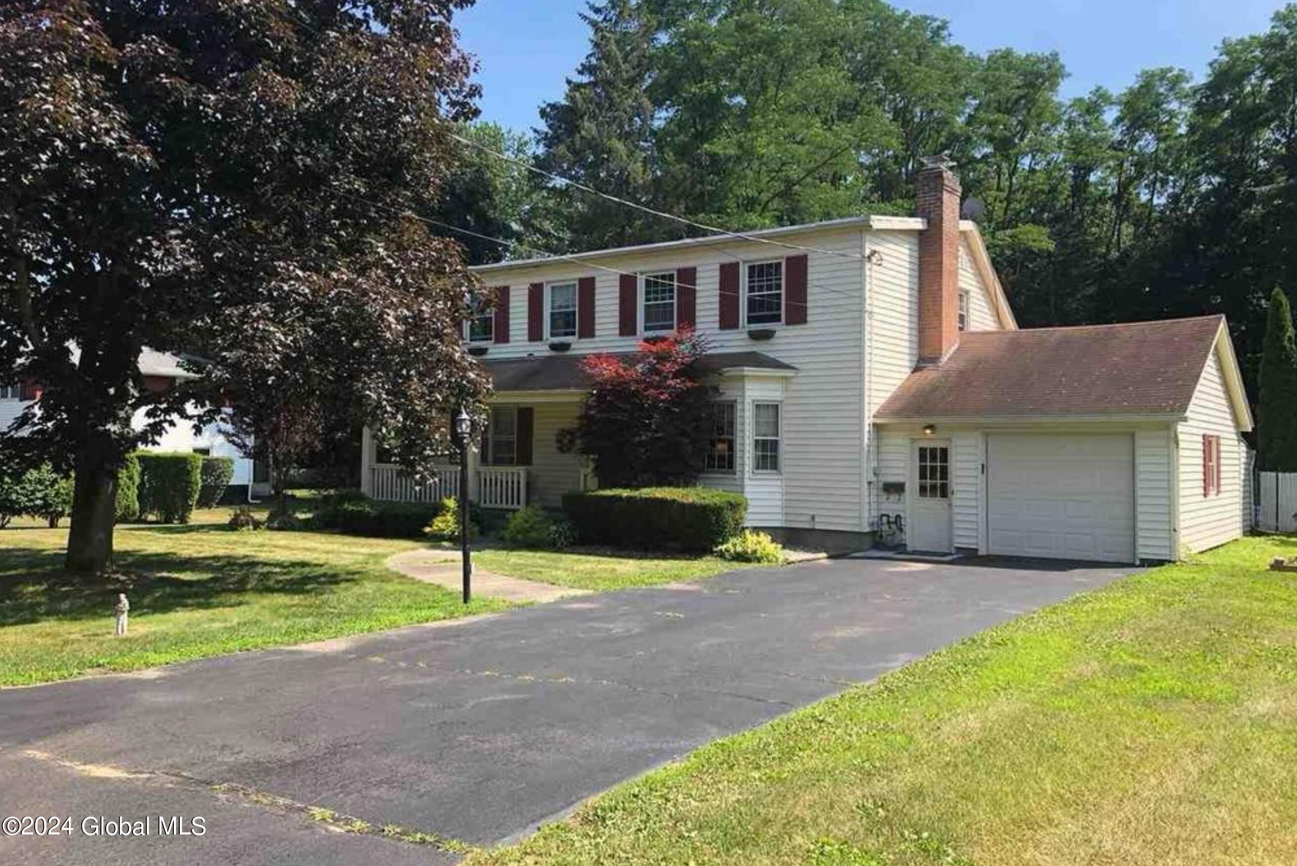 5 Lee Road Glenville, NY 12302 - Photo 1 of 35 IMG_3337
