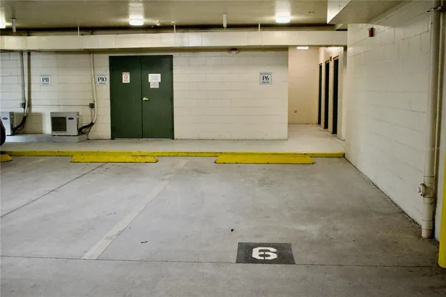 $730,000 | 8761 The Esplanade, Unit 6, Orlando, FL 32836