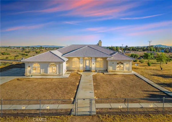 $658,000 | 10490 Joshua Road, Oak Hills, CA 92344