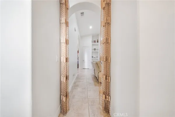 $658,000 | 10490 Joshua Road, Oak Hills, CA 92344