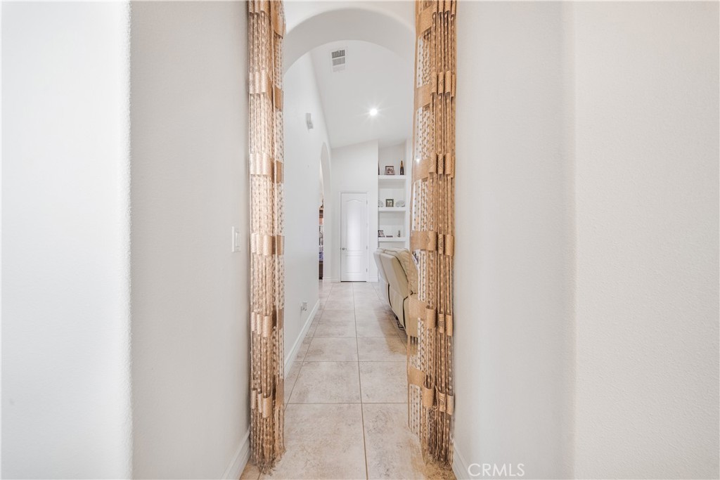 10490 Joshua Road Oak Hills, CA 92344 - Photo 29 of 59