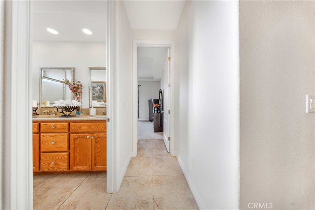 10490 Joshua Road Oak Hills, CA 92344 - Photo 31 of 59