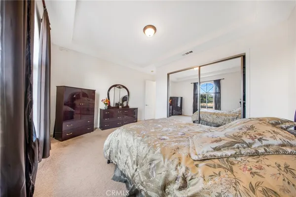 $658,000 | 10490 Joshua Road, Oak Hills, CA 92344