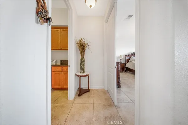 $658,000 | 10490 Joshua Road, Oak Hills, CA 92344