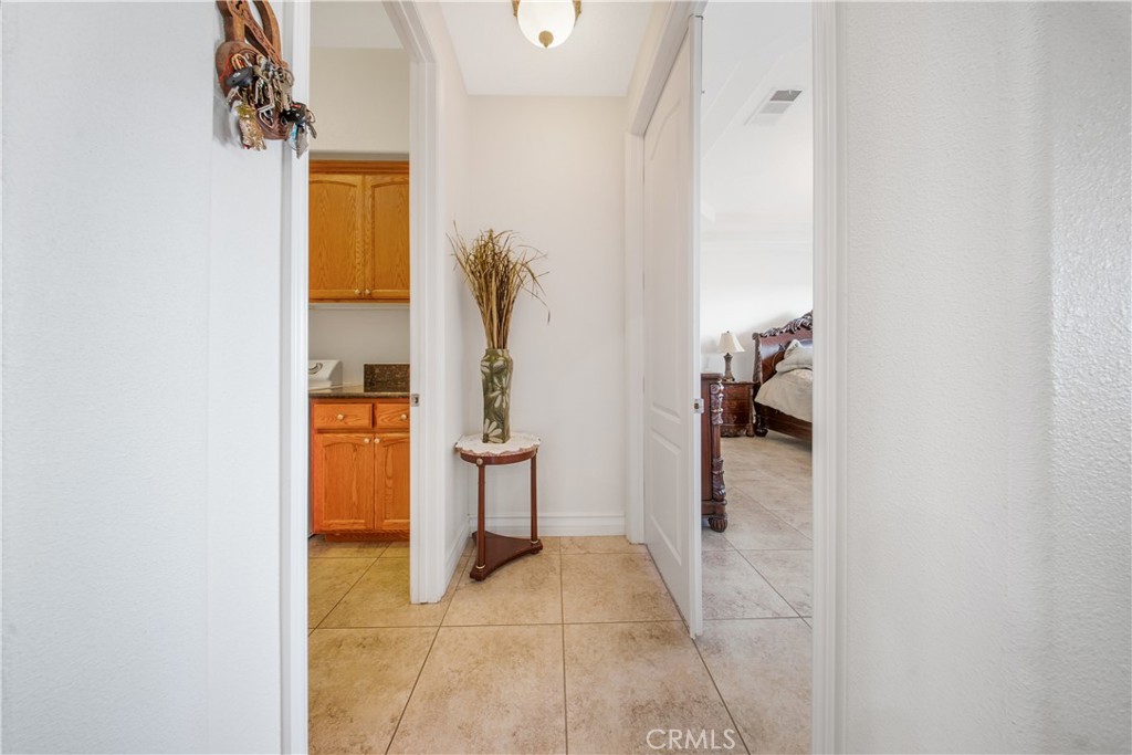 10490 Joshua Road Oak Hills, CA 92344 - Photo 35 of 59