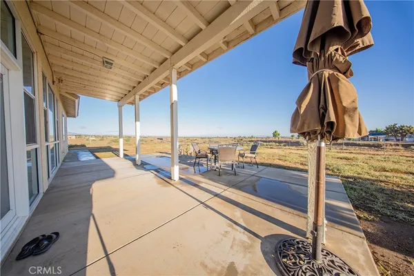 $658,000 | 10490 Joshua Road, Oak Hills, CA 92344