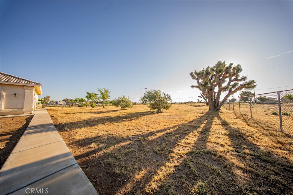 10490 Joshua Road Oak Hills, CA 92344 - Photo 52 of 59