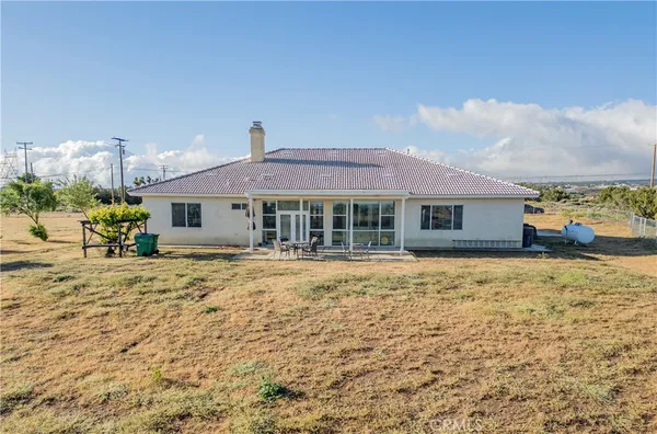 $658,000 | 10490 Joshua Road, Oak Hills, CA 92344