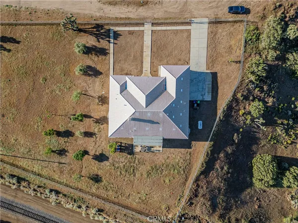 $658,000 | 10490 Joshua Road, Oak Hills, CA 92344